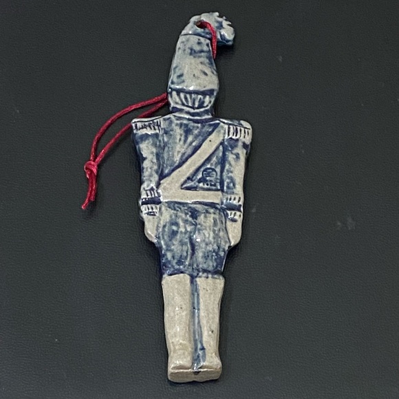 Vintage 1993 ROWE Pottery Salt Glazed Toy Soldier Christmas Tree Ornament - Picture 2 of 9